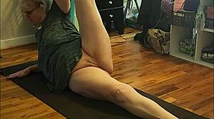 Hot Milf Doing Morning Yoga!