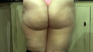 Hot Milf Mother-in-Law Gets Pussy Filled in Kitchen Quickie