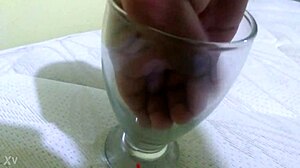 así te voy a dedear, mira este vídeo caliente