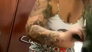 Exhibitionist Flashing Desire Today