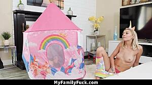 Curiosity Turns Into Pleasurable Learning For Stepsiblings - Myfamilyfuck