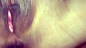 หีเพื่อนสาวที่มีน้ำเงี่ยนไหลออกมาเงี่ยนสุดๆ Fucking Wet Shaved Pussy