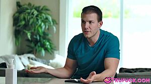 Stepsister Kenzie Reeves Masturbates Loudly