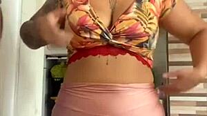 hey, check out this casada flashing near her husband