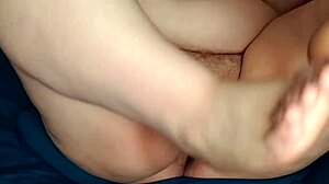 Up Close Curvy Wet Pussy Lips Masturbation