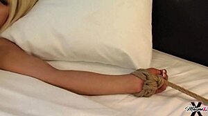 Lisa Mai's pussy drilled by Scott Rhodes machine