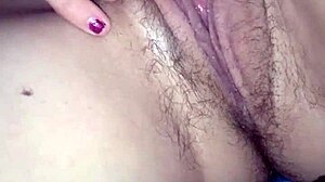 Katrina fingers her solo?