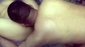 Un putita golosa en doble penetracion latina comes to get double penetration