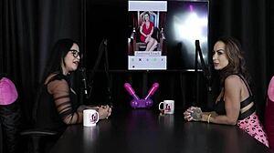 Belinha Baracho Shows Off Blowjob Skills with Elisa Sanches