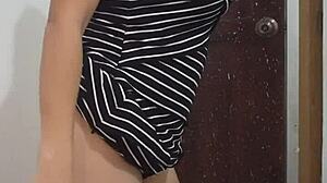 Sexy Stepmother Dances Seductively And Shows Buttocks Before Wedding