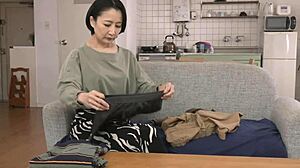 Reiko Seo cheats with intense squirting and creampie sex