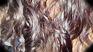 Mi padrastro tiene un rico pene me gusta subirme encima de él