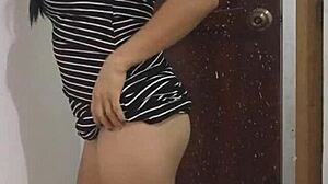 Sexy Stepmother Dances Seductively And Shows Buttocks Before Wedding