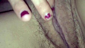 Katrina fingers her solo?