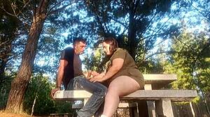 Conozco A Una Chica En El Parque Me Saca La Polla Y Se Pone A Chuparmela Termino Follandola Y Me Corro Dentro