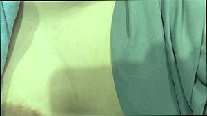 Thai amateur gets her wet pussy creampied at home.