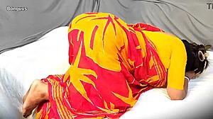 indian bhabhi tells delivery boy to take her hard in doggy style wearing saree