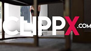 experiencing a personal feeding and watering session with facesitting in the bedroom