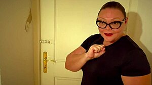 mistress april's bed setup for slave electro torment