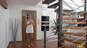 I dream of hooking up with brunette after shower