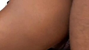 الأخت الهندية بالتبني والأخ يغوصان في العمل الشرجي مع كلام هندي قذر، مشاهد إكس إكس إكس تتكشف!