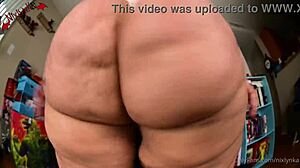 I worship Nixlynka's big ass twerking, it's so bigg!