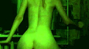 i'm talking to my skinny young girlfriend who has a small waist and is 18+ years old