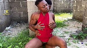 Student's quick outdoor sex break during study time