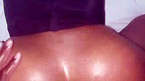 That juicy ebony ass getting fucked by a monster cock 😍