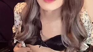 I can’t believe this cute ladyboy’s quiet solo play is so hot!