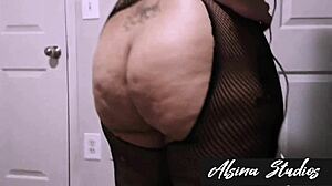 Late Night Hookup With My Curvy Step-Aunt Behind Locked Doors