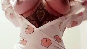 the goodnight kiss from a young mexican girl