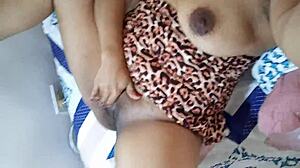 Horny Indian Babe Masturbates With Fingers to Keep Squirting