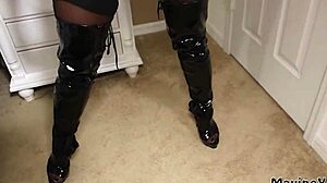 Fred Nutz cums on Maxine X's face