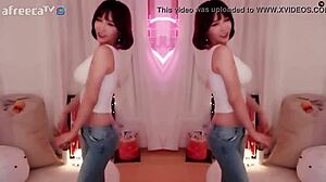 Bj Winter Performs Sexy Korean Dance