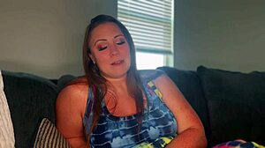 Vruća žena probušena BBC-om, kreampajana, a muž čisti posle!