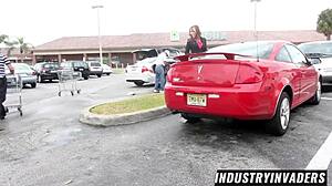 Is this the MILF pornstar's first public blowjob in Florida?