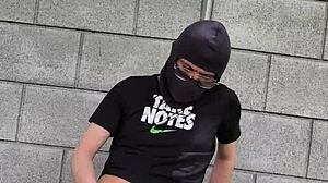 damn, i pulled off my pants and jerked off good in public spot