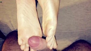 a special footjob by jessica