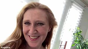 Невероятно! Экстремальный крупный план POV дикой мастурбации