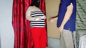 How Did Muslim BBW Get Anal From Office Attendant Doggy Style?