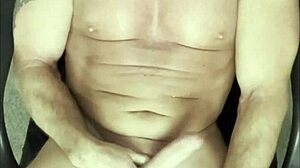 Bodybuilder Feels Intense Pleasure From Four Cumshots In 24 Hours