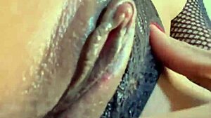 Multiple orgasms make nymphomaniac rosa vermelha faint