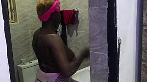 Behind Scenes: Emris53, Harveyxbush CREAMPIE Wet Sarah!