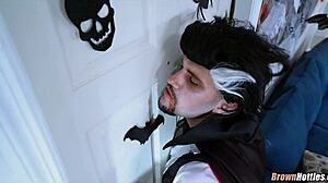 i fuck black hottie through glory hole