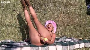 sam zee goes wild with corn dp dap piss play