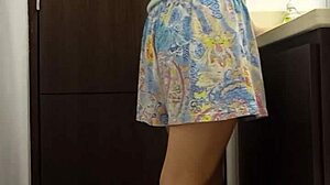 hey, did you see this hidden cam of venezuelan nurse milet peeing outdoors?