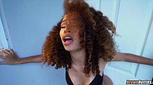 i fuck black hottie through glory hole