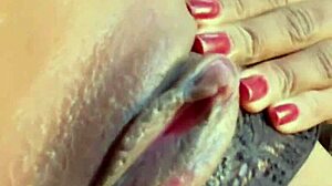 Multiple orgasms make nymphomaniac rosa vermelha faint