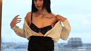 I See Naked Girls In This Reality Show